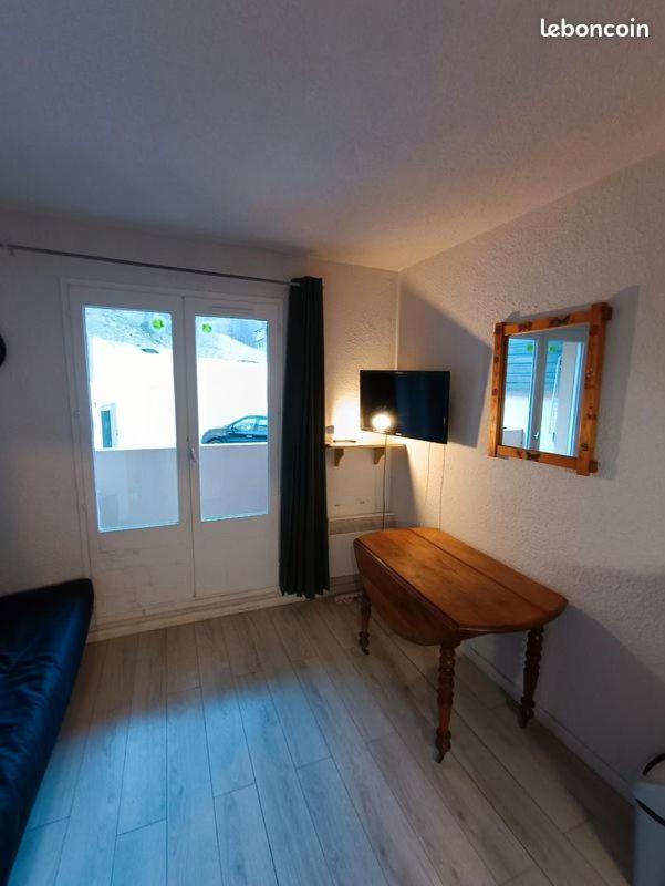 Appartement studio de 17m2 de 4 couchage vue sur montagne à Allos Extérieur photo